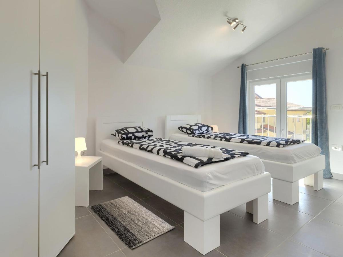 Holiday Home Villa Gocci By Interhome Kmeti Zewnętrze zdjęcie