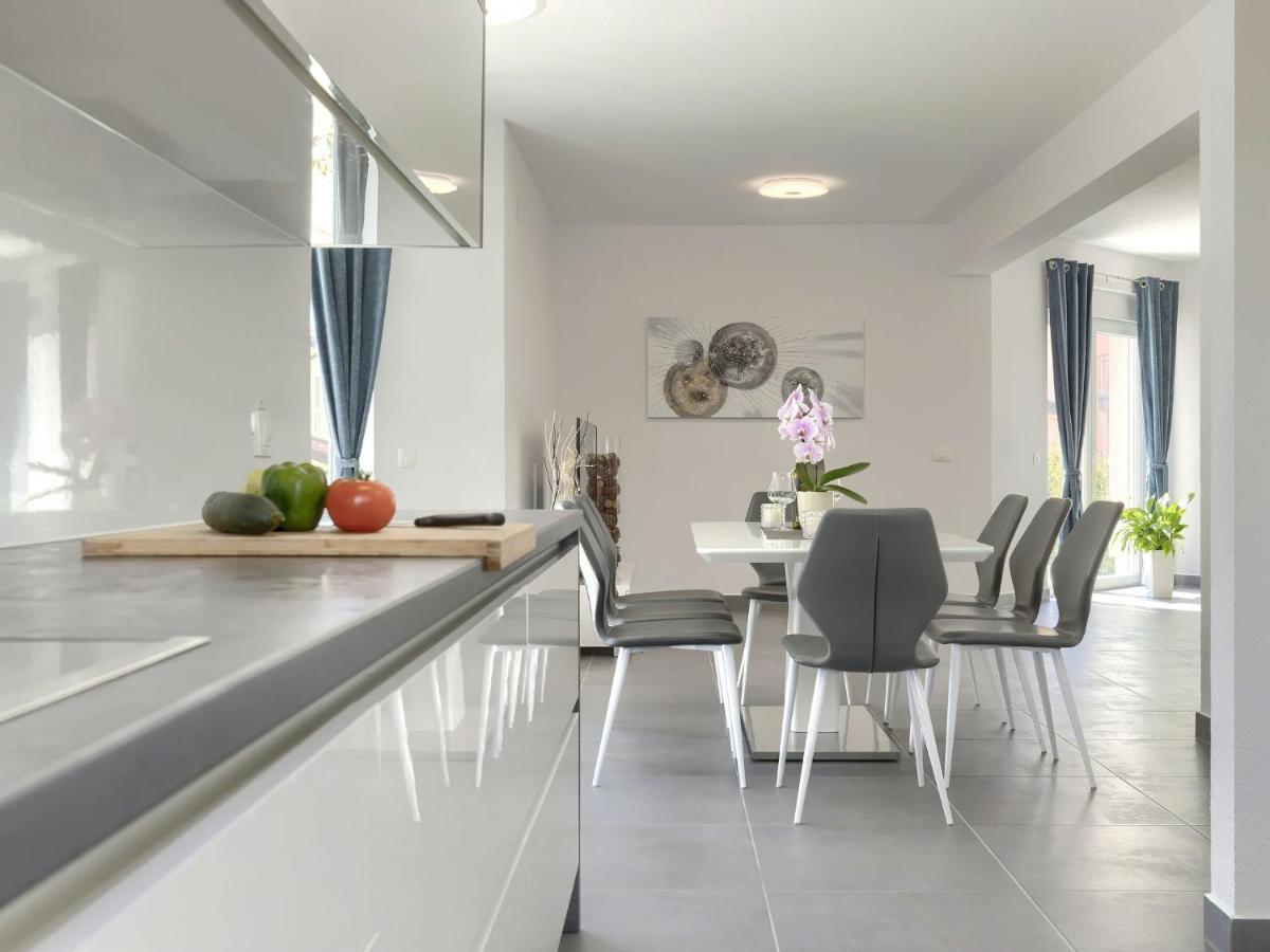 Holiday Home Villa Gocci By Interhome Kmeti Zewnętrze zdjęcie