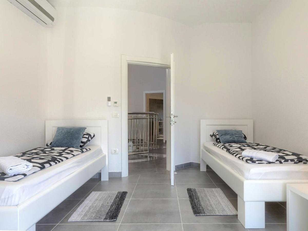 Holiday Home Villa Gocci By Interhome Kmeti Zewnętrze zdjęcie