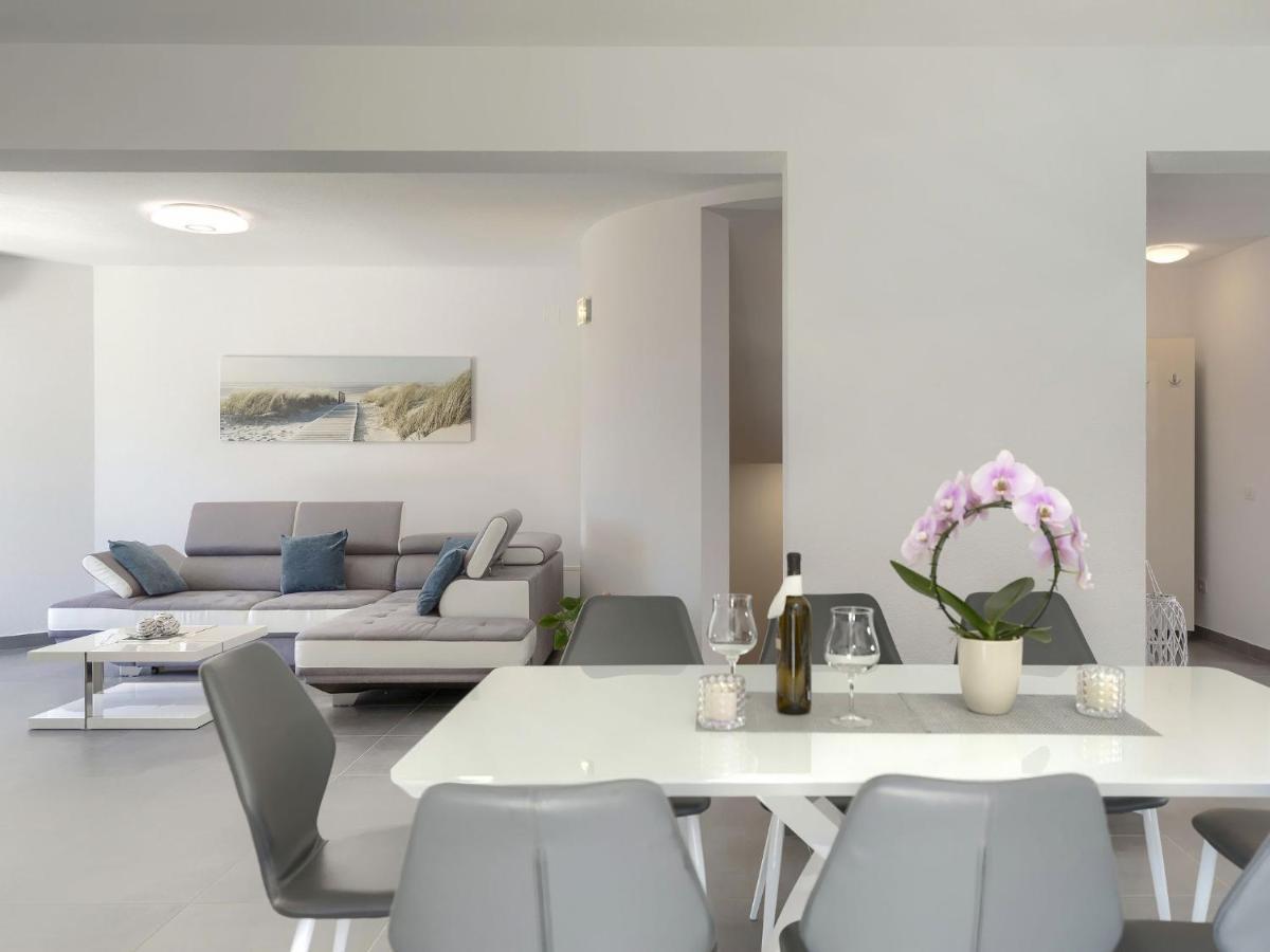 Holiday Home Villa Gocci By Interhome Kmeti Zewnętrze zdjęcie