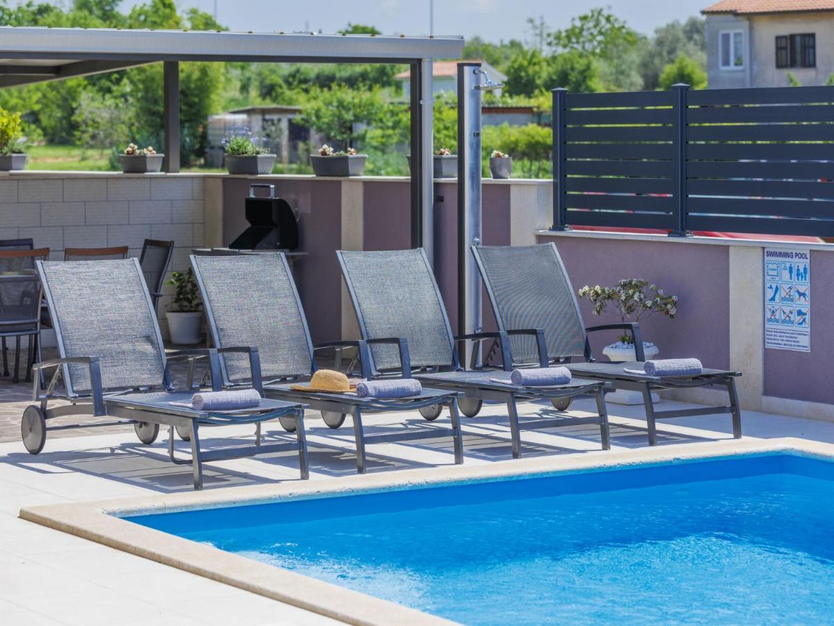 Holiday Home Villa Gocci By Interhome Kmeti Zewnętrze zdjęcie